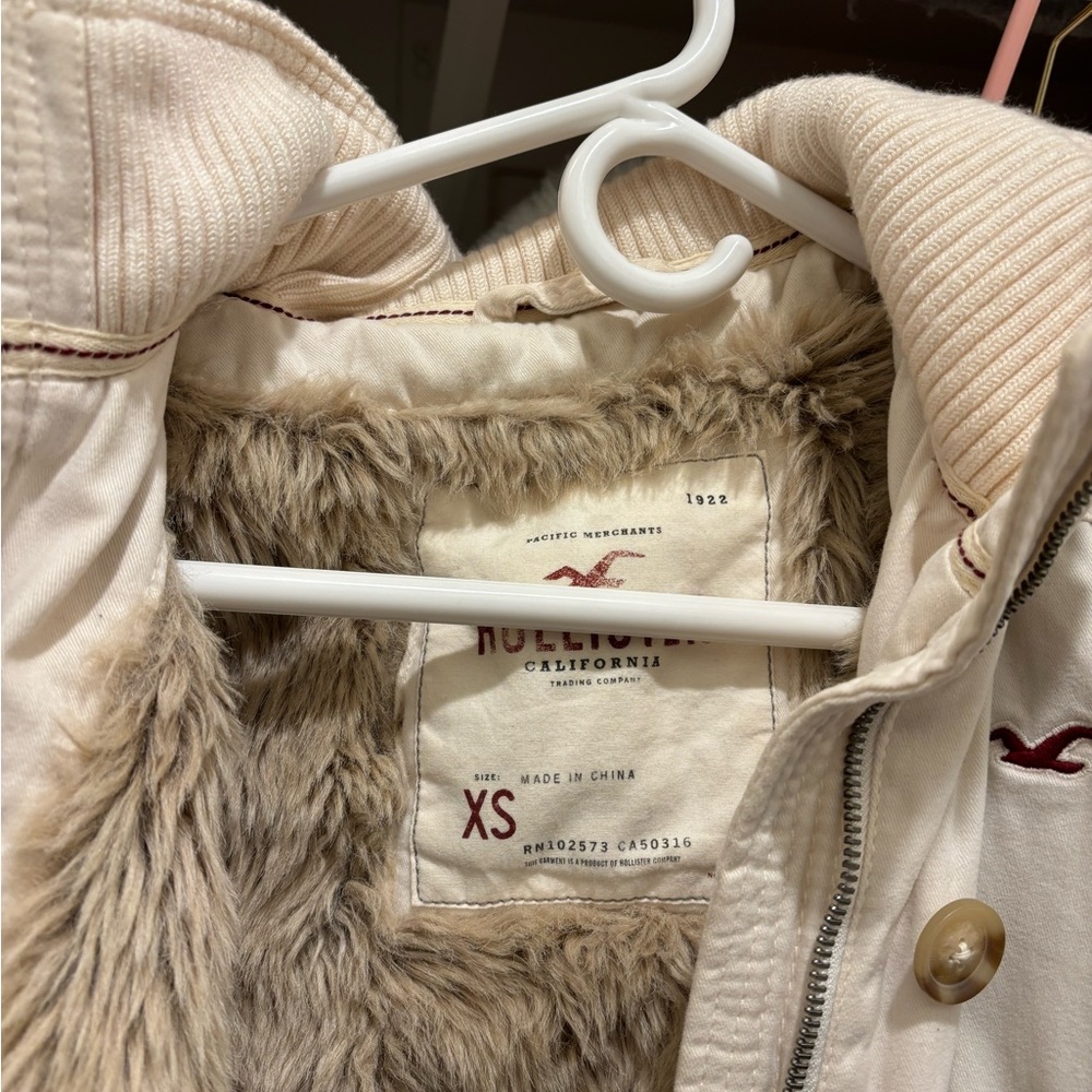 Hollister Off-White Jacket with Faux Fur Interior